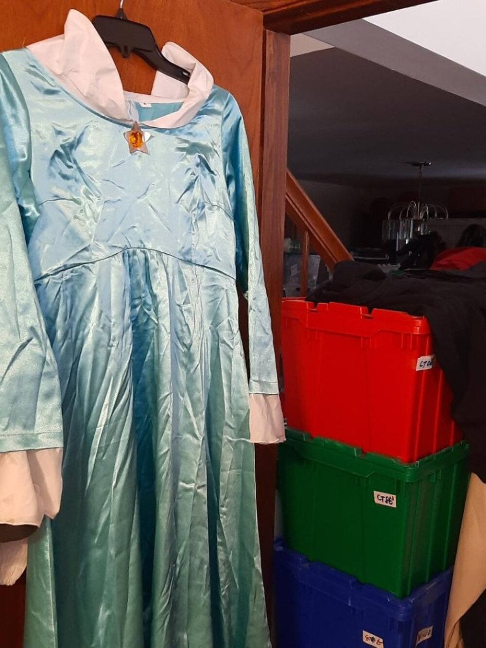 NEW ! Sleeping Beauty Aurora Blue Satin Princess Dress Cosplay Costume Size M - Picture 1 of 8